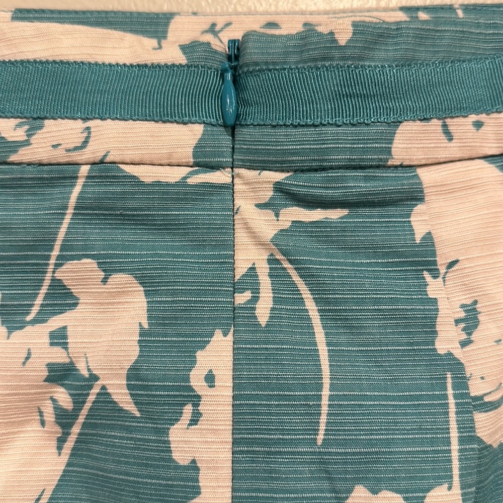 Boden teal & white graphic print pencil skirt US 6R - Picture 5 of 9